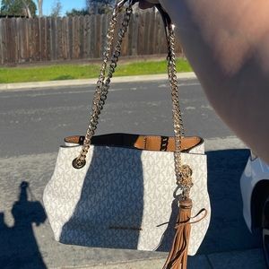 Michael Kore Purse (NEVER USED)